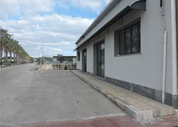 Commercial Premises / Showrooms for Rent in Siracusa