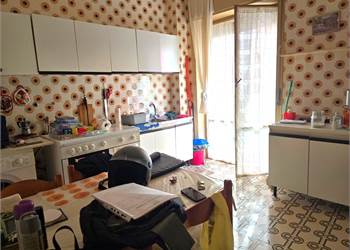 TRIVANI IN CONTESTO RECINTATO