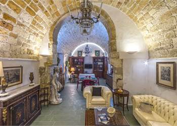 Ottimo investimento, adiacenze Duomo di Siracusa