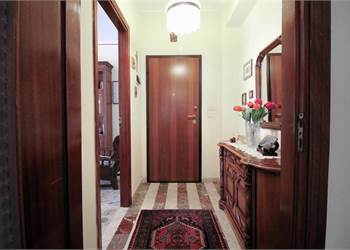 ELEGANTE E LUMINOSO APPARTAMENTO IN ZONA RIVIERA